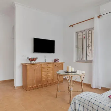 Apartment Cerca Del Pueblo Con Piscina Compartida Parking Y Jardin Privado *